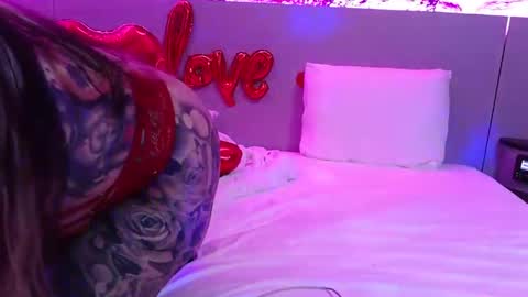 gothbaby305 online show from February 14, 2026, 6:10 am