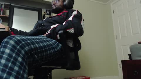 gothchocolate online show from April 4, 2026, 4:00 am