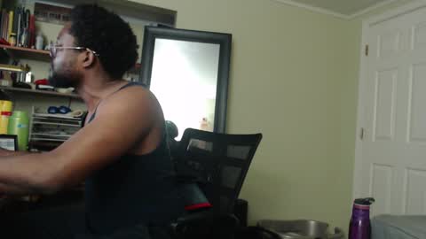 gothchocolate online show from April 7, 2026, 7:25 pm