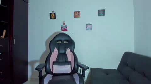 GG online show from November 18, 2025, 1:00 am