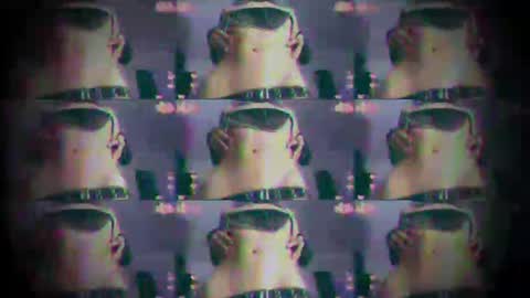        online show from November 7, 2025, 2:33 am