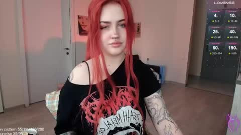Snapshot of gothkittys chatting on May 5, 2026, 12:13 pm traumfrau Kira angel face devil eyes I SELL A LOT VIDEO IN GALLERY online show from May 5, 2026, 12:13 pm