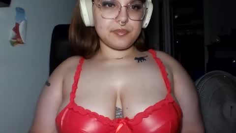 Lady Venus online show from November 30, 2025, 8:57 pm