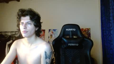 angelito tu novio online show from January 29, 2025, 6:33 am