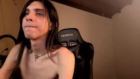 Snapshot of gowther__ chatting on May 23, 2026, 8:18 am angelito tu novio online show from May 23, 2026, 8:18 am