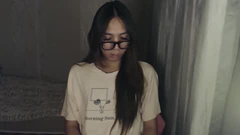 HoneyGrace online show from March 4, 2026, 5:19 pm