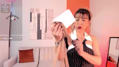 Zuly online show from February 28, 2026, 8:43 pm