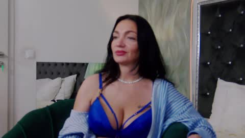 Snapshot of gracemontclair chatting on May 11, 2026, 4:04 pm gracemontclair online show from May 11, 2026, 4:04 pm