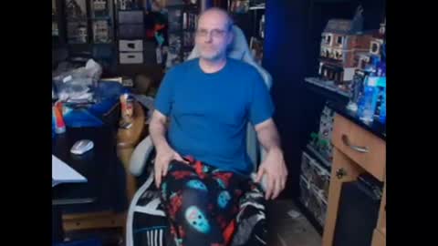 Christopher online show from April 11, 2026, 1:21 am