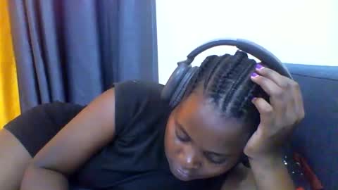 grannylover_ online show from November 13, 2025, 5:28 am