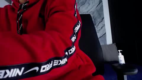 Grant Irons  online show from March 19, 2026, 12:09 pm