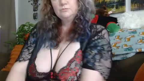 Snapshot of grateful42day chatting on January 9, 2026, 2:36 am grateful42day online show from January 9, 2026, 2:36 am