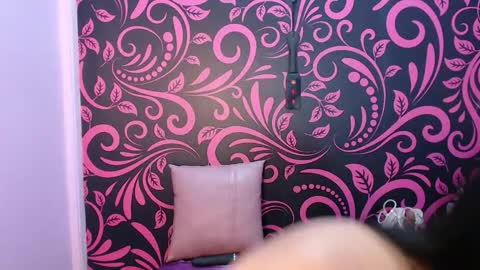 Isabella online show from March 10, 2026, 11:26 am