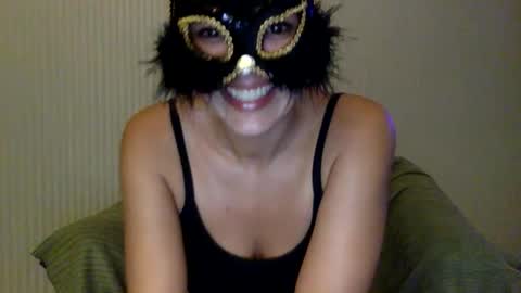 Snapshot of greek_goddess777 chatting on November 8, 2025, 2:01 am Clara online show from November 8, 2025, 2:01 am