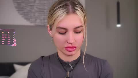 Kelly online show from February 6, 2026, 12:52 pm