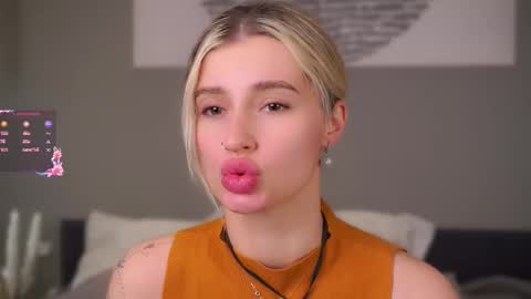 Kelly online show from February 9, 2026, 12:09 pm