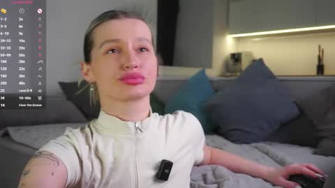 Kelly online show from April 29, 2026, 2:32 pm