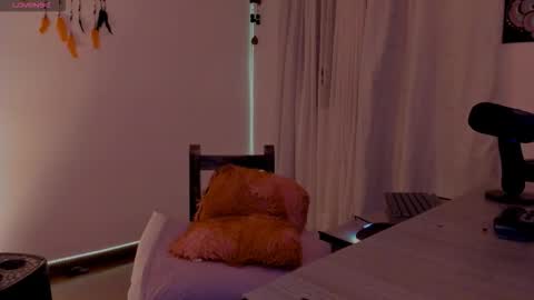 Medussa online show from November 8, 2025, 11:25 pm