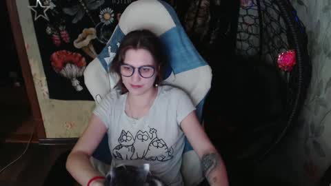 Snapshot of greenwitch9 chatting on March 17, 2026, 11:02 am Lina online show from March 17, 2026, 11:02 am