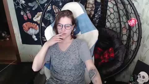 Snapshot of greenwitch9 chatting on March 20, 2026, 9:36 am Lina online show from March 20, 2026, 9:36 am