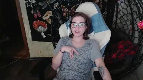 Snapshot of greenwitch9 chatting on March 30, 2026, 2:18 pm Lina online show from March 30, 2026, 2:18 pm