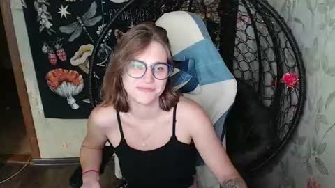 Snapshot of greenwitch9 chatting on July 20, 2026, 10:39 am Lina online show from July 20, 2026, 10:39 am
