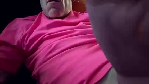 Snapshot of greggrr chatting on October 13, 2025, 1:38 am first time doing this online show from October 13, 2025, 1:38 am