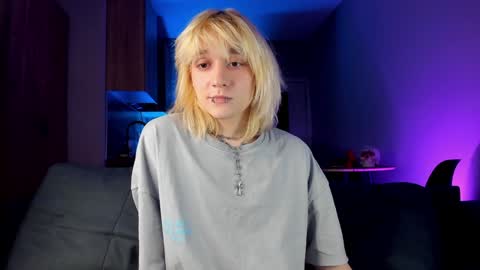 Greg-independent model online show from February 8, 2025, 10:19 pm