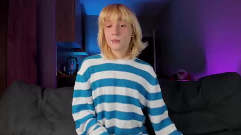 Greg-independent model online show from March 8, 2025, 7:31 pm