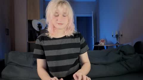 Greg-independent model online show from March 14, 2026, 9:09 pm