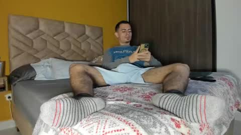 gregorymancini online show from October 28, 2025, 3:32 am