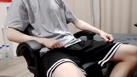 Felix online show from April 4, 2026, 1:26 am