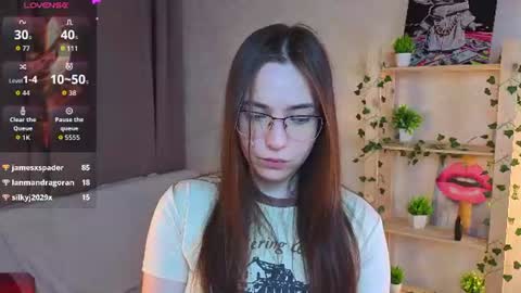 Cutie Ellie online show from June 13, 2026, 6:28 pm