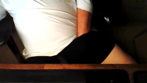 Snapshot of greyghost04 chatting on December 21, 2024, 2:26 pm greyghost04 online show from December 21, 2024, 2:26 pm