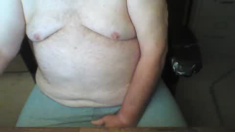 Snapshot of greyghost04 chatting on October 5, 2025, 2:26 pm greyghost04 online show from October 5, 2025, 2:26 pm