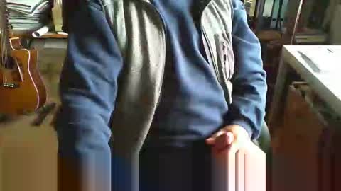 Snapshot of greyhounddog chatting on October 16, 2025, 8:04 am greyhounddog online show from October 16, 2025, 8:04 am