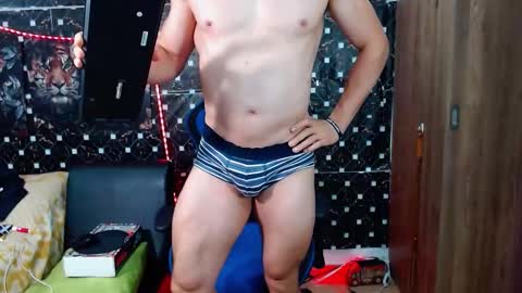 griego01 online show from September 18, 2025, 1:51 am