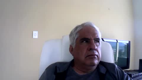 Snapshot of grisa01 chatting on July 5, 2026, 12:34 pm grisa01 online show from July 5, 2026, 12:34 pm