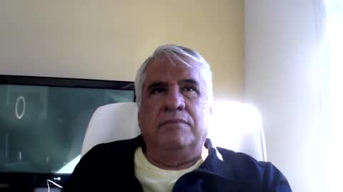 Snapshot of grisa01 chatting on July 18, 2026, 5:39 pm grisa01 online show from July 18, 2026, 5:39 pm