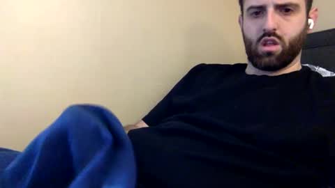 Snapshot of grobs123 chatting on January 14, 2025, 3:36 pm grobs123 online show from January 14, 2025, 3:36 pm