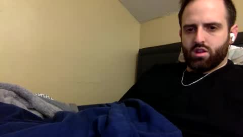 Snapshot of grobs123 chatting on January 17, 2025, 1:36 am grobs123 online show from January 17, 2025, 1:36 am