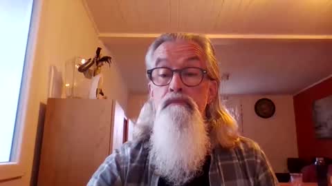 Grybear online show from March 3, 2026, 7:14 am