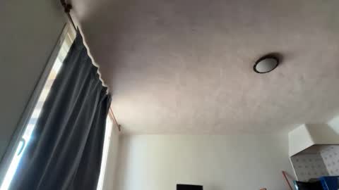 guardiannif_ online show from April 13, 2026, 11:05 am