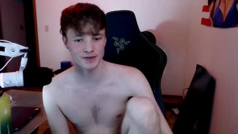 gucciboi4 online show from February 8, 2025, 6:54 am