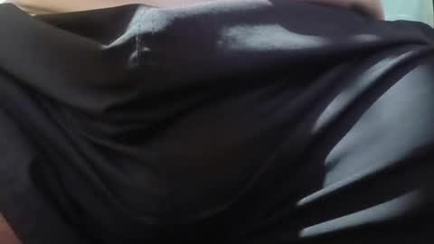 guidogomezcag online show from June 14, 2026, 6:37 am
