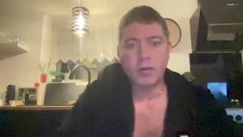 guil0 online show from October 21, 2025, 8:59 am