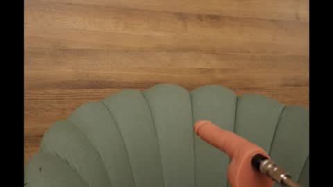 gummyluv online show from December 1, 2025, 5:40 pm