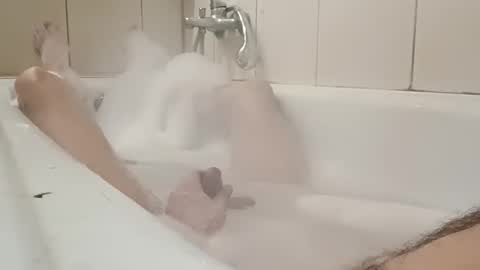 gunwo80 online show from February 23, 2025, 7:33 am