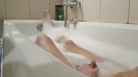 gunwo80 online show from November 30, 2025, 10:19 am