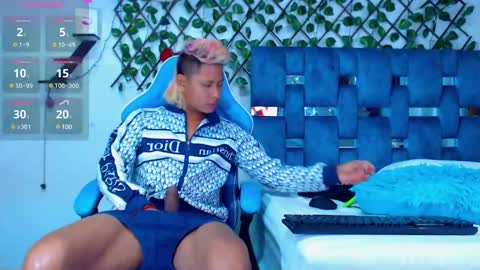 Hakim online show from February 2, 2025, 2:24 pm